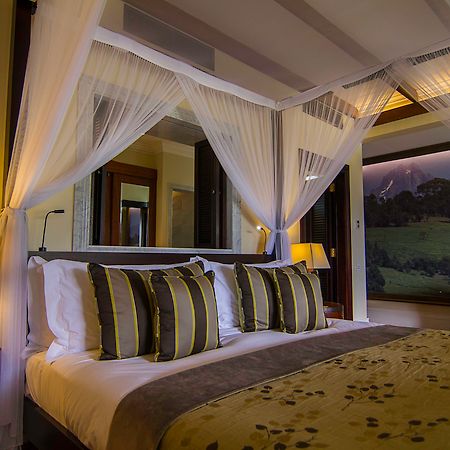 Hemingways Nairobi Hotell Exteriör bild
