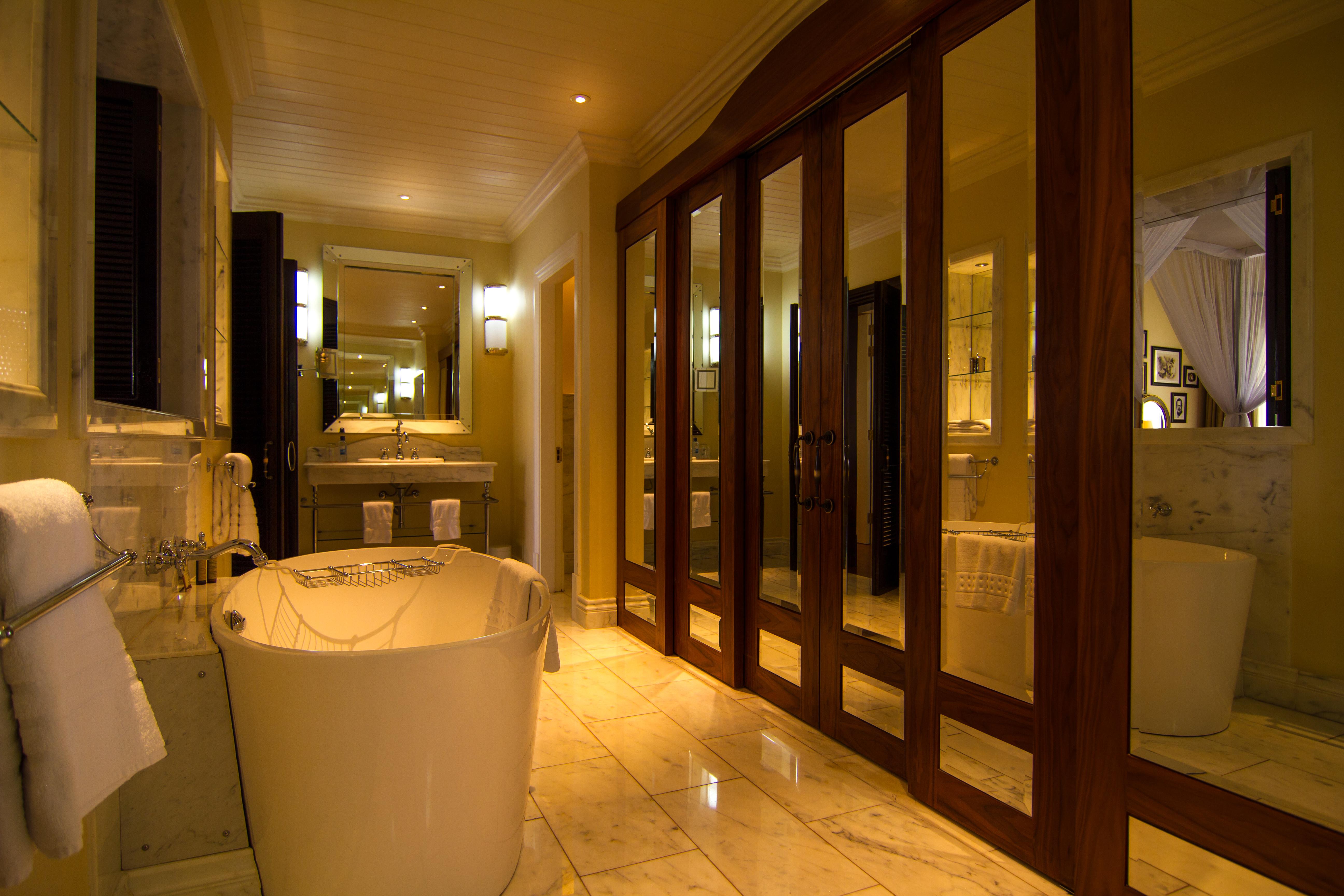 Hemingways Nairobi Hotell Exteriör bild