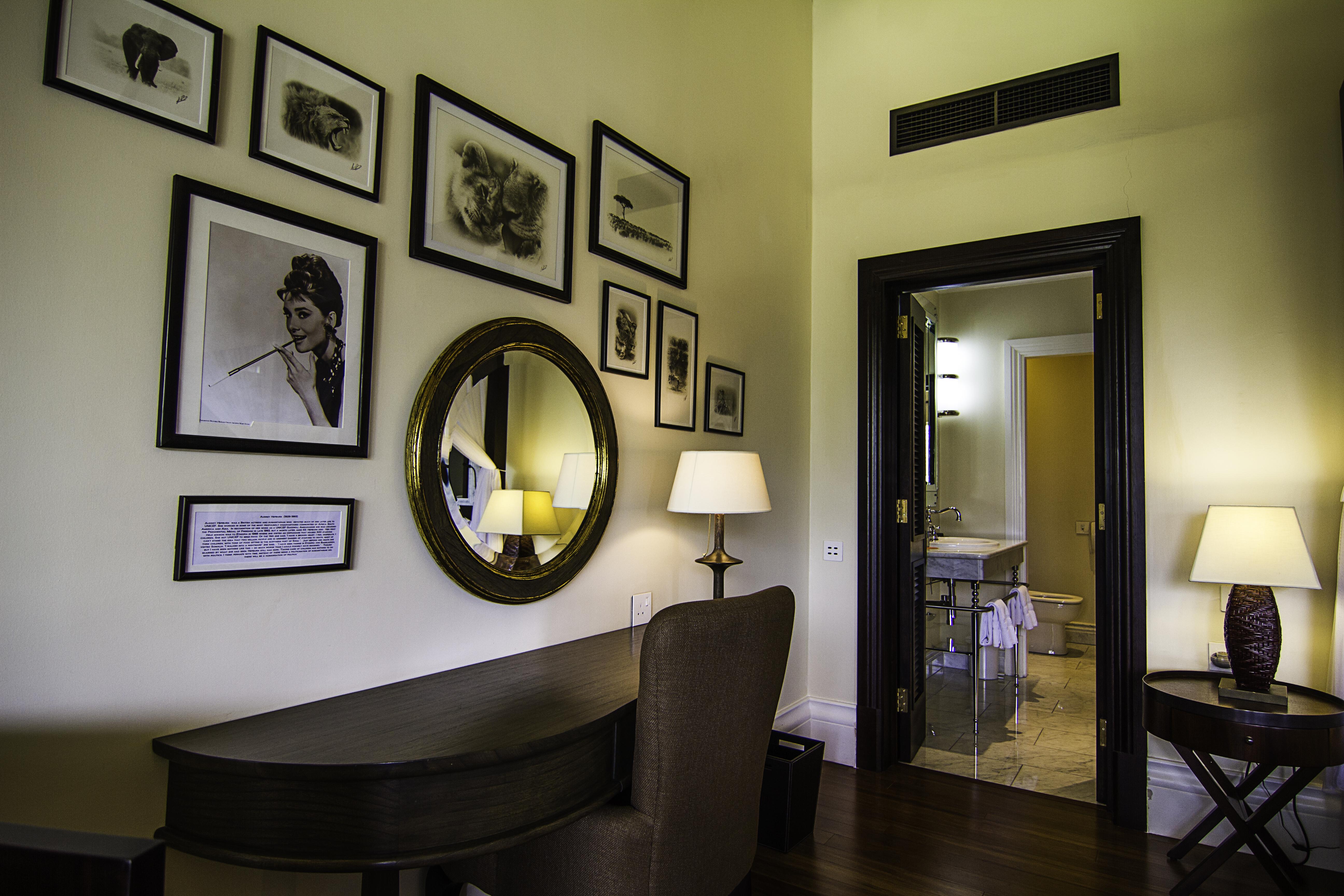 Hemingways Nairobi Hotell Exteriör bild