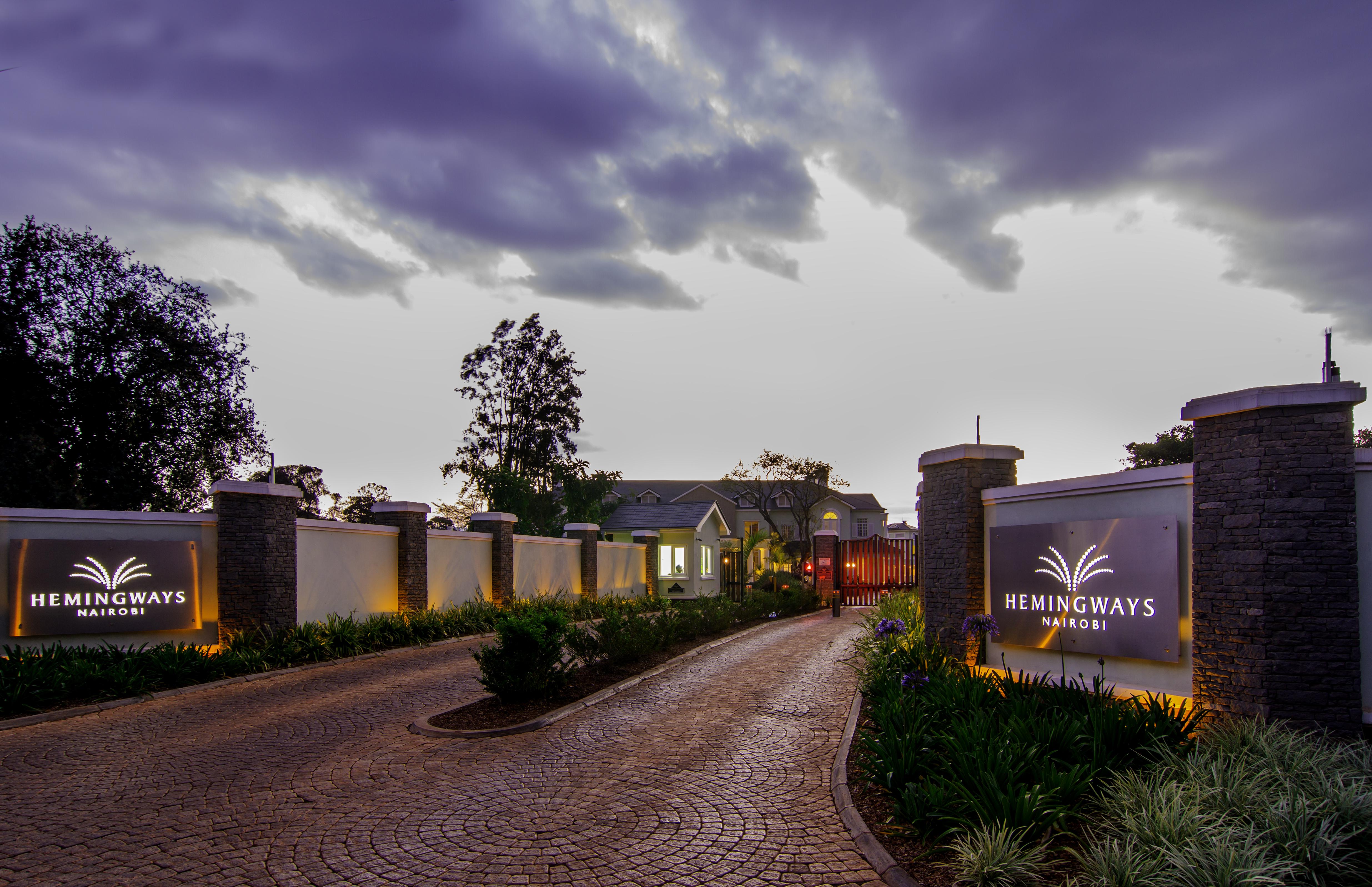 Hemingways Nairobi Hotell Exteriör bild