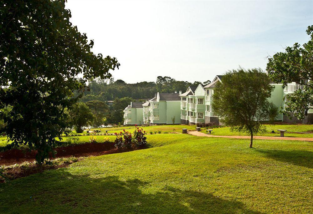Hemingways Nairobi Hotell Exteriör bild
