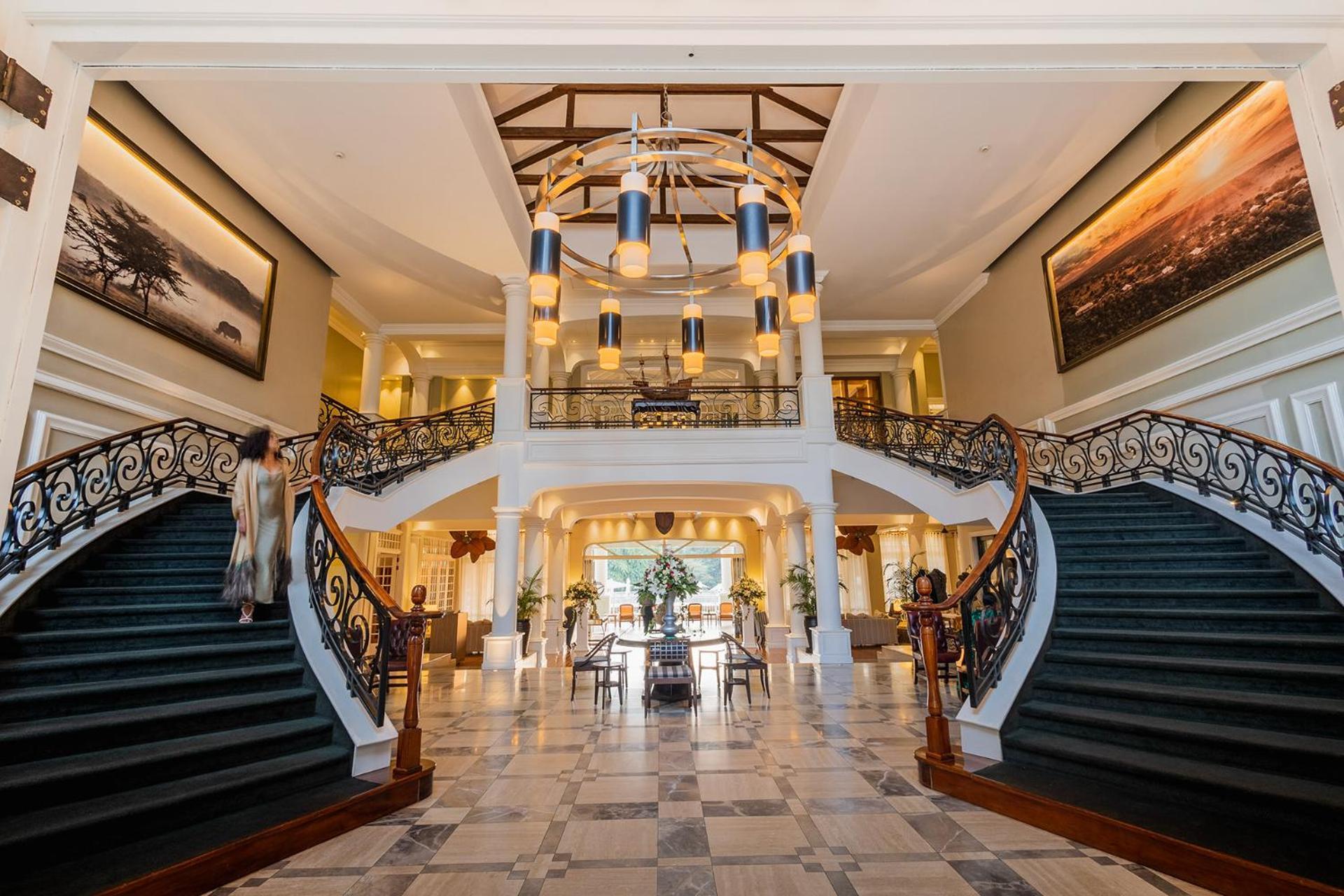 Hemingways Nairobi Hotell Exteriör bild